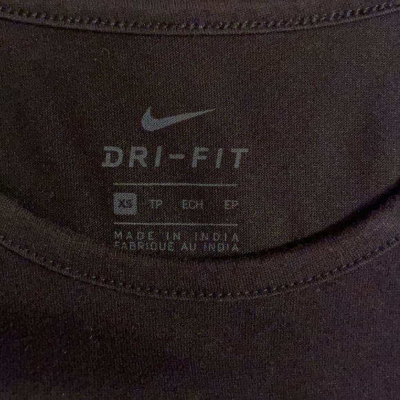 Black Nike Dri-Fit tank top - Picture 4 of 4